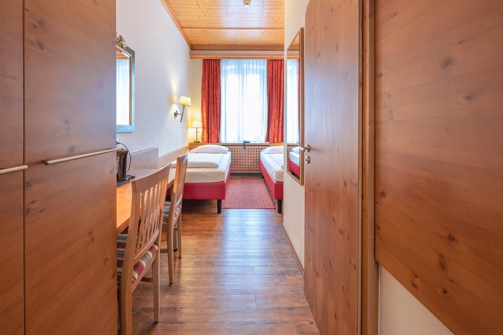 Hotel Eder Мюнхен Екстер'єр фото