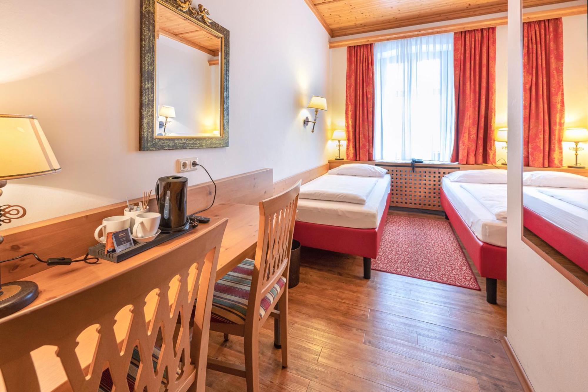 Hotel Eder Мюнхен Екстер'єр фото