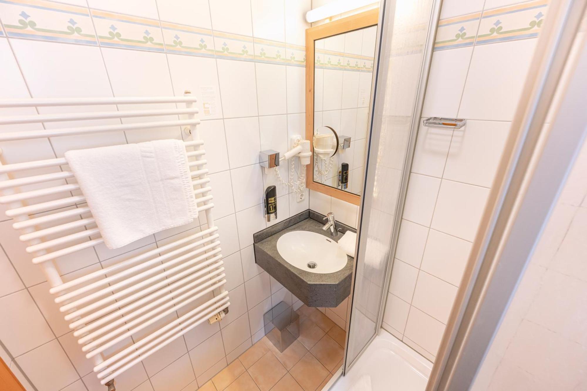 Hotel Eder Мюнхен Екстер'єр фото