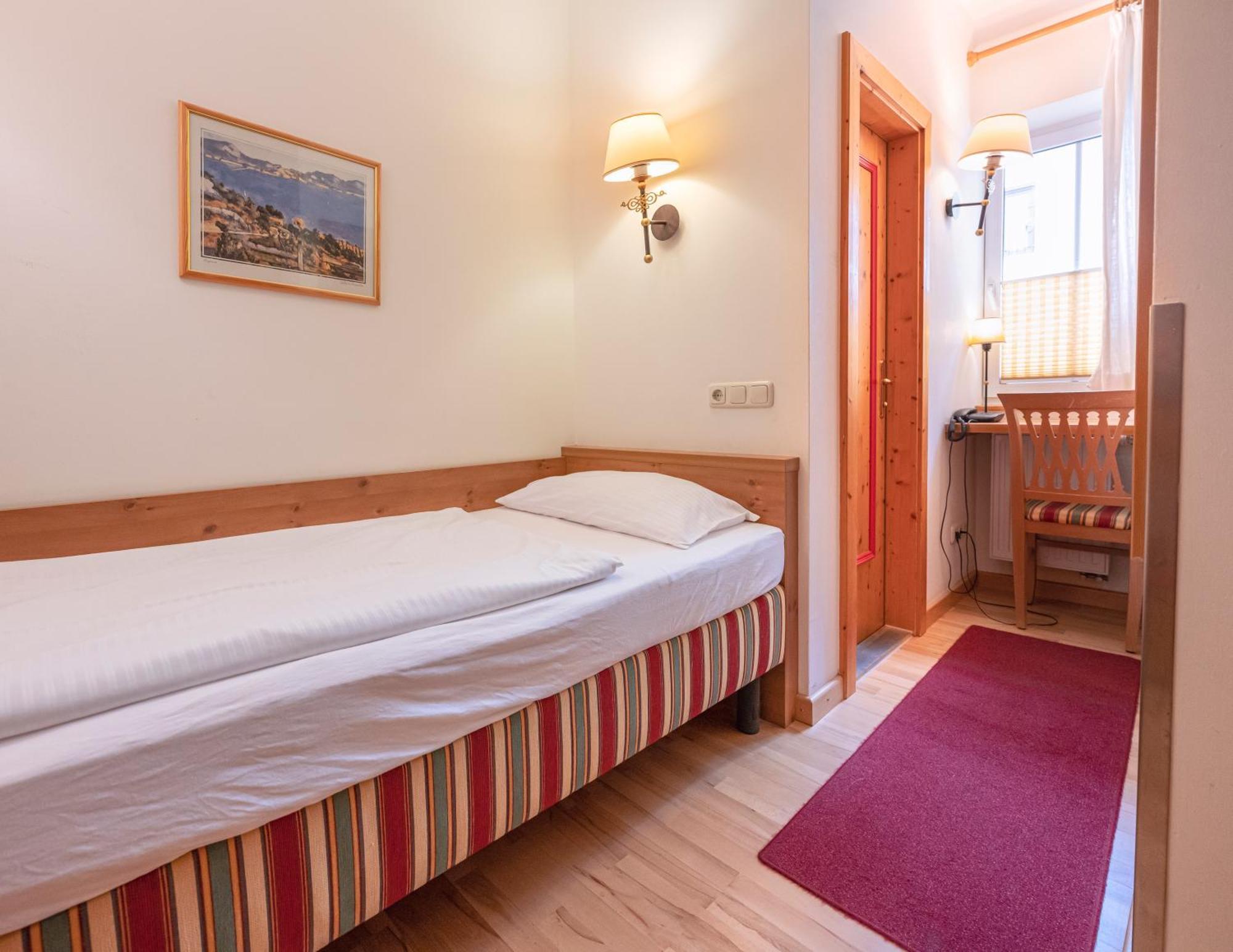 Hotel Eder Мюнхен Екстер'єр фото